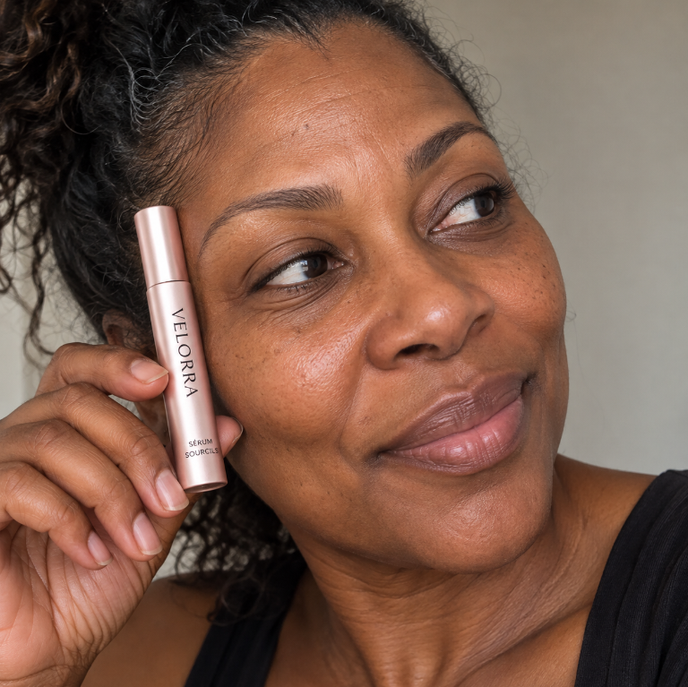 Sérum Croissance Sourcils — Repousse Naturelle en 4 Semaines